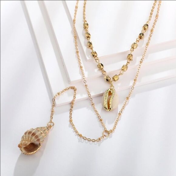 Gorgeous SeaShell Double Layered Gold Necklace (V2 - Picture 3 of 7